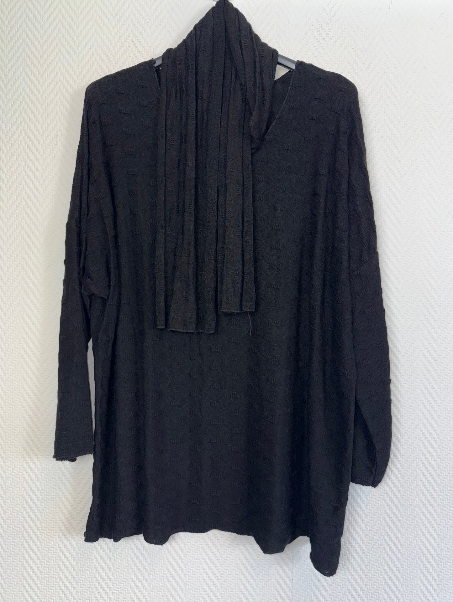 Shirt met los sjaaltje 40/42/44/46