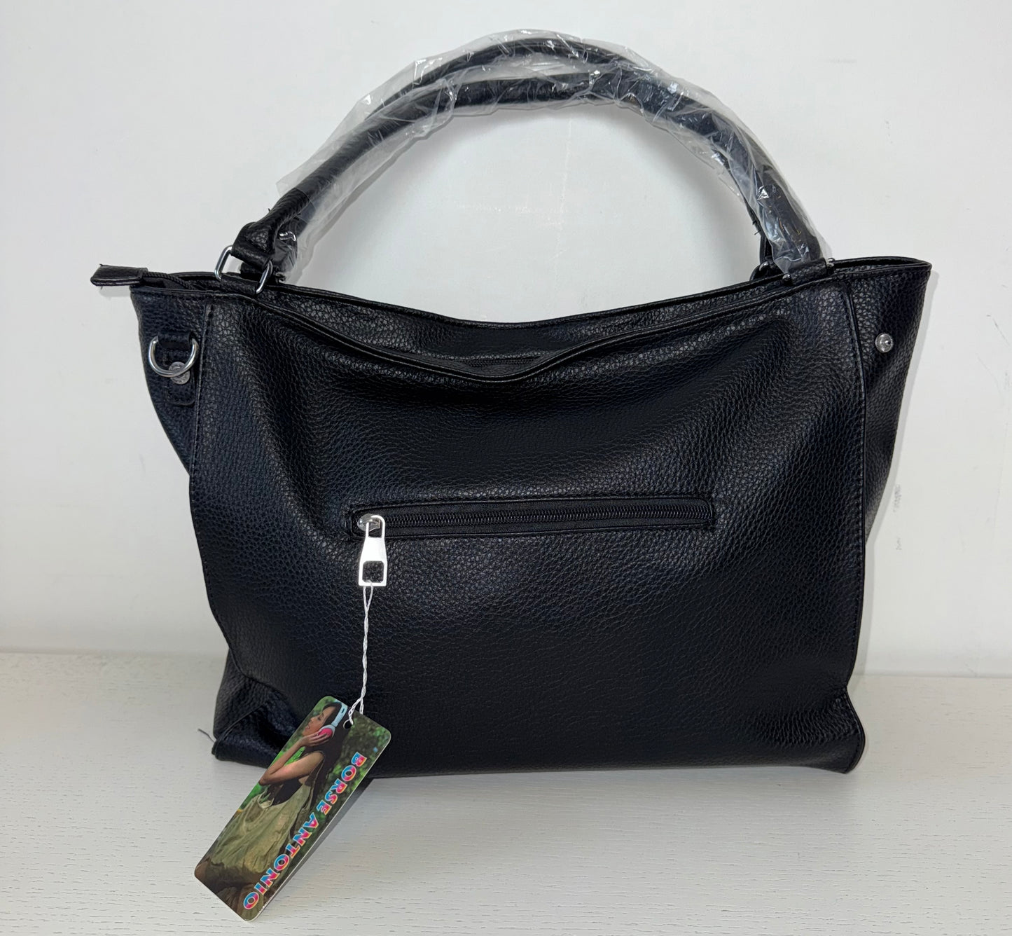 Grote zwarte tas met zilveren studs