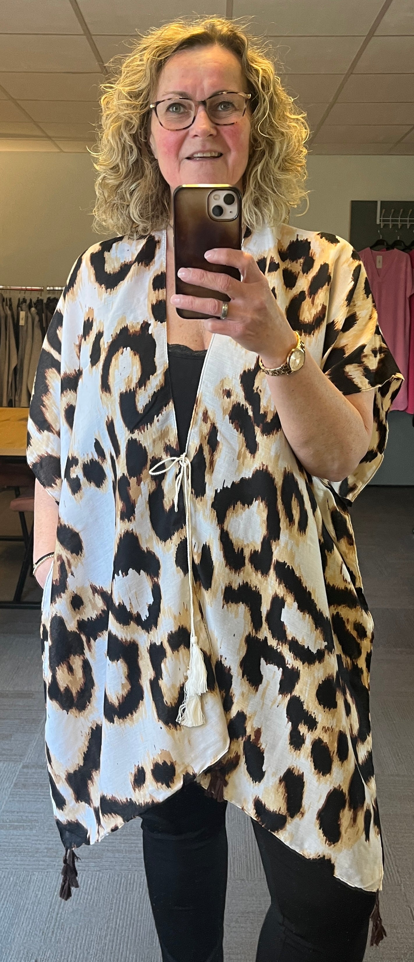 Poncho one size past iedereen.