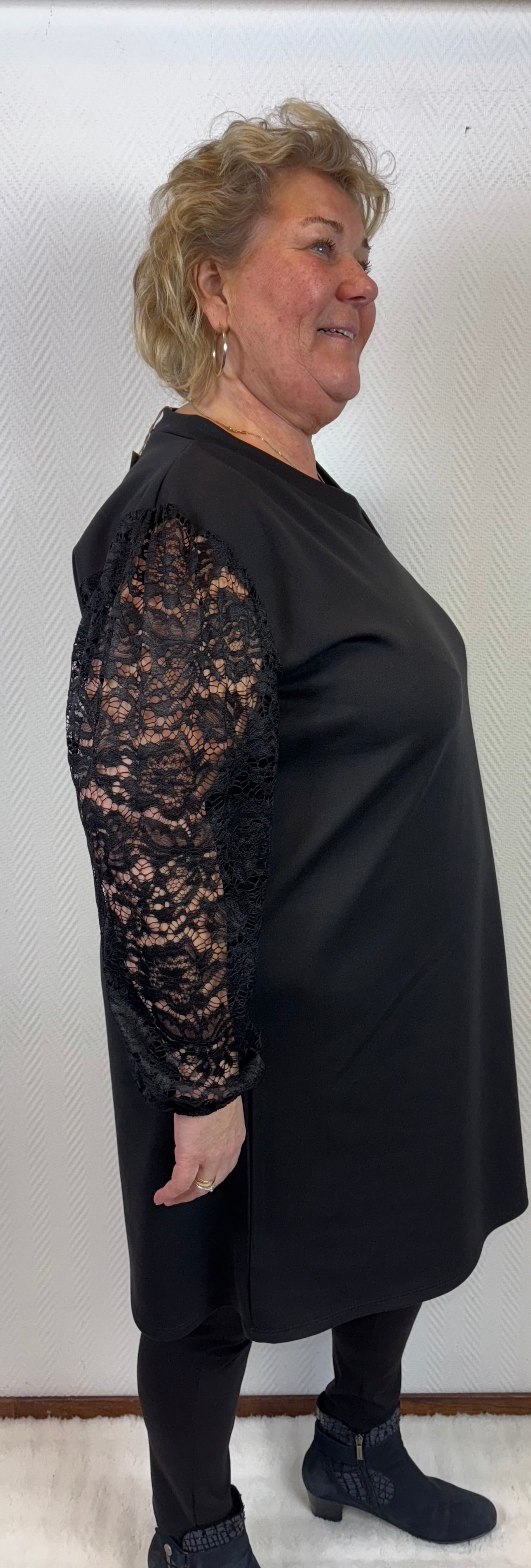 Tuniek/Jurkje met stretch kanten mouwen 46/48/50