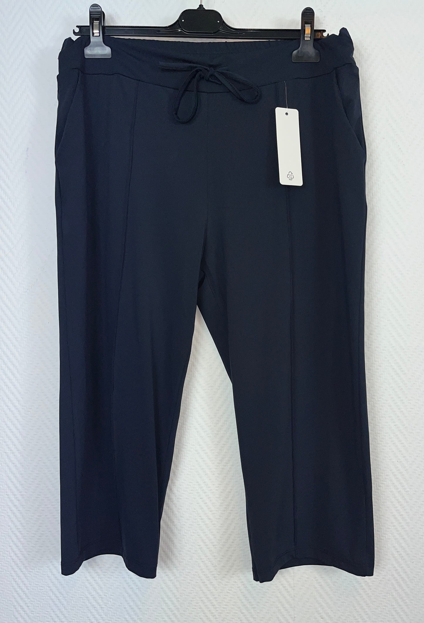 Capri model broek in travelstof 46/48/50/52/54