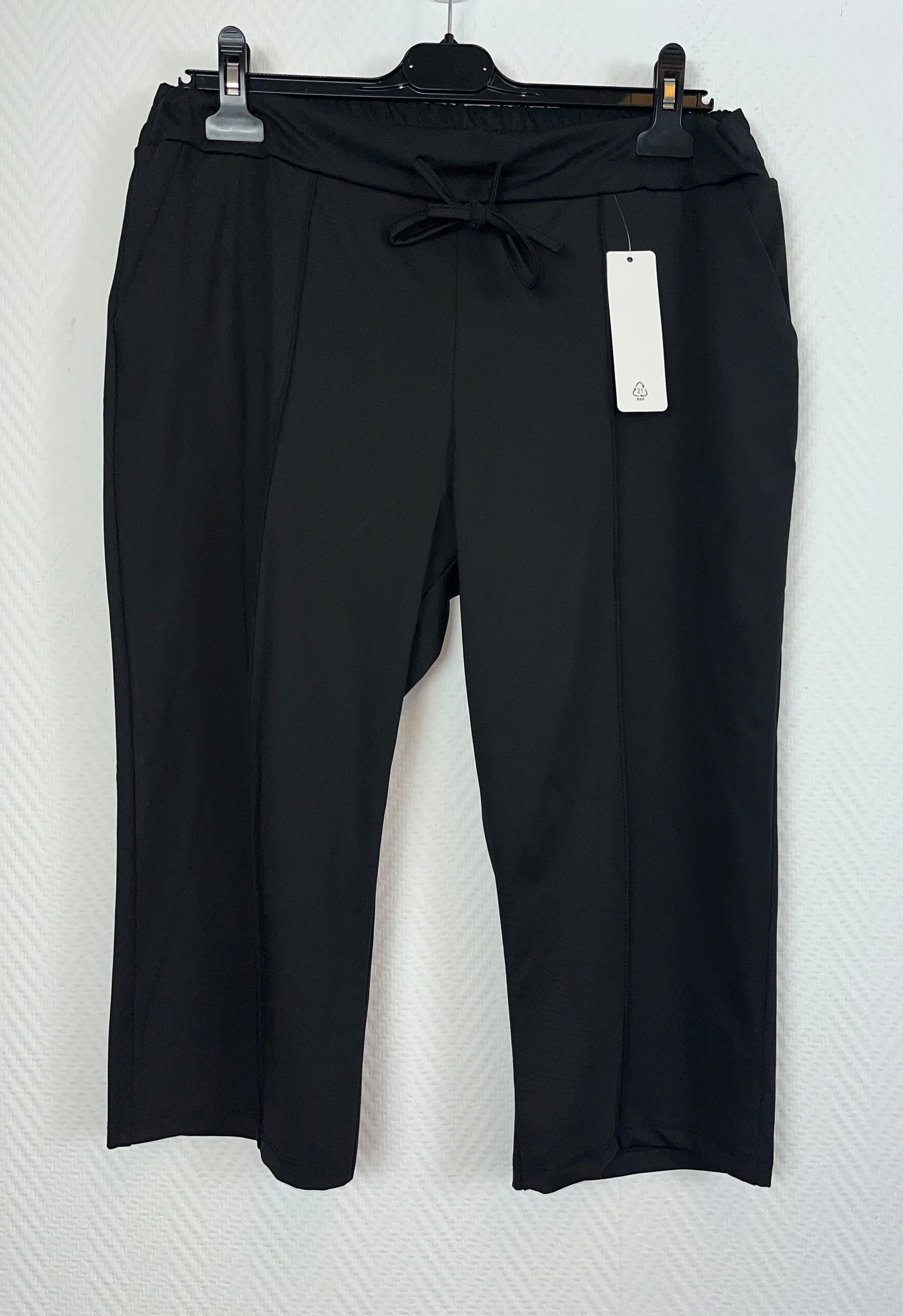 Capri model broek in travelstof 46/48/50/52/54