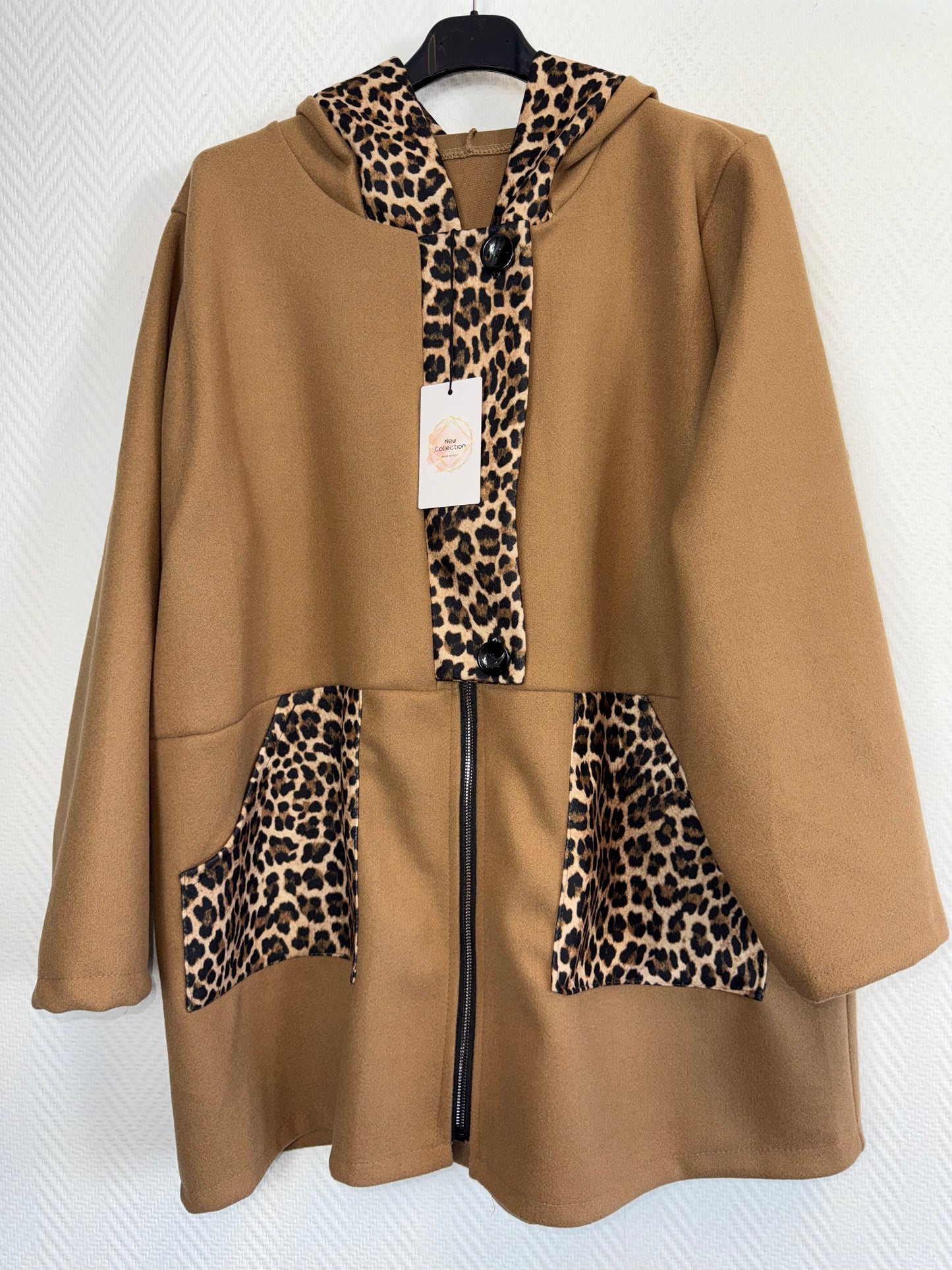 Jas met luipaard accenten 46/48/50
