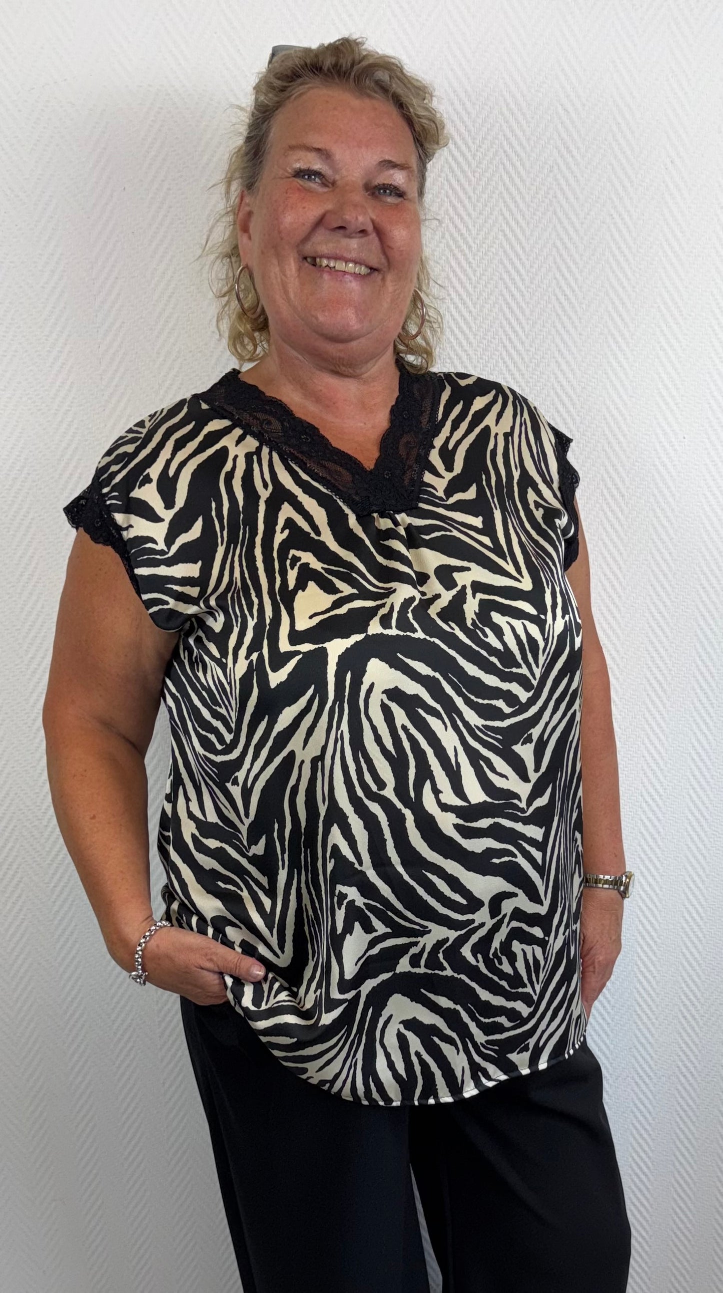 Hemdje Zebra 46/48/50