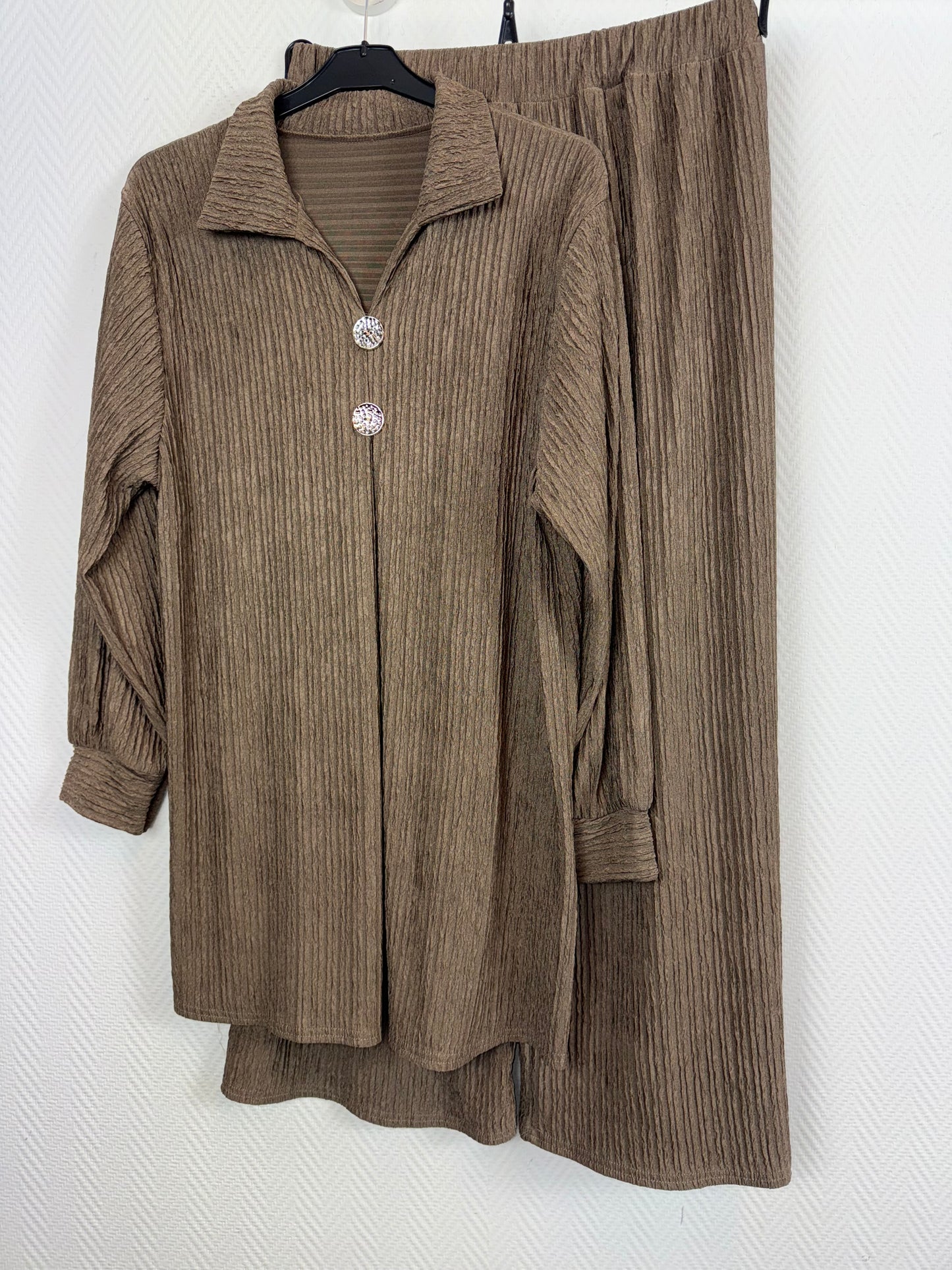 Pak Elize 44/46/48/50