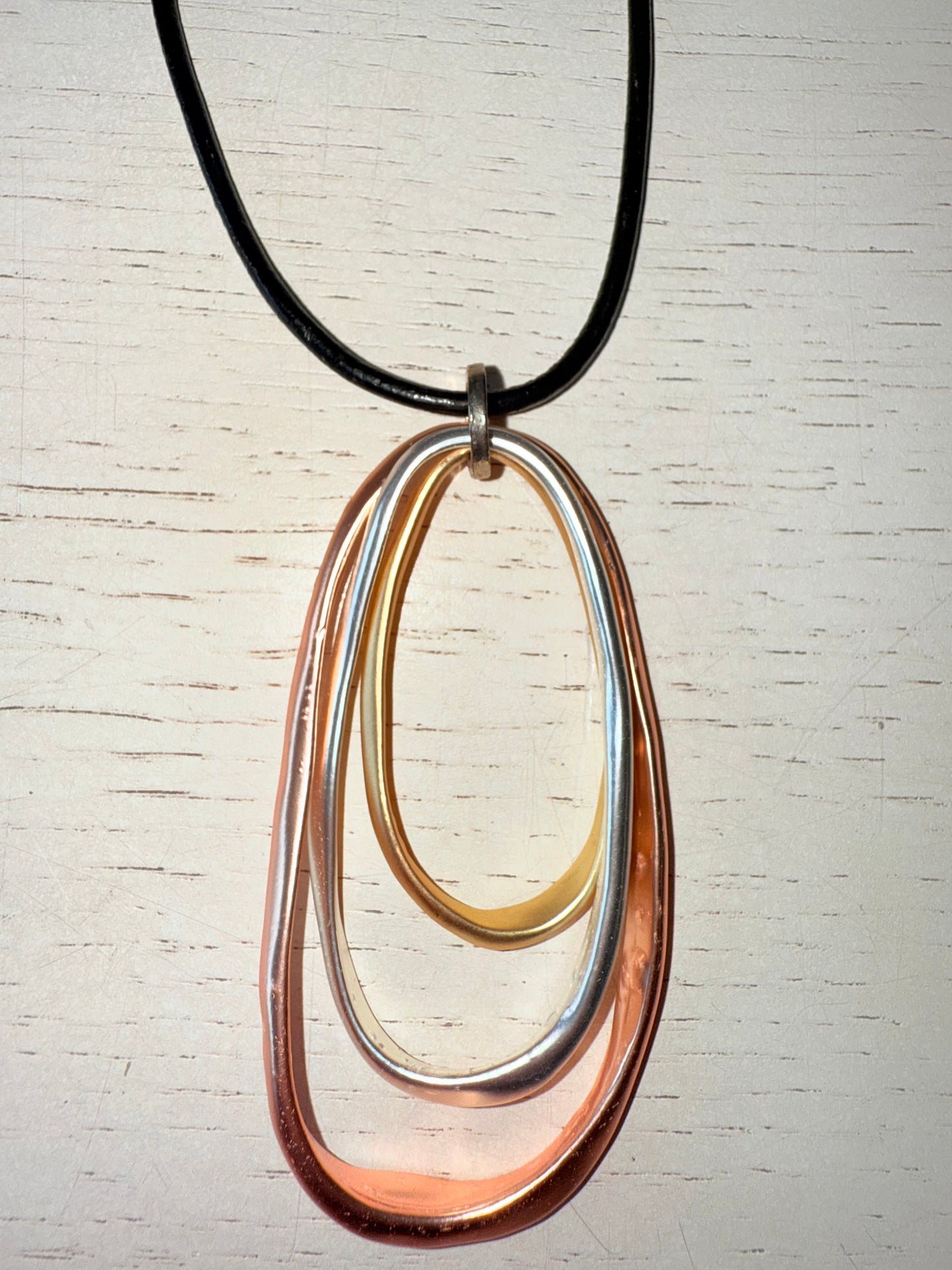 Lange ketting tri color