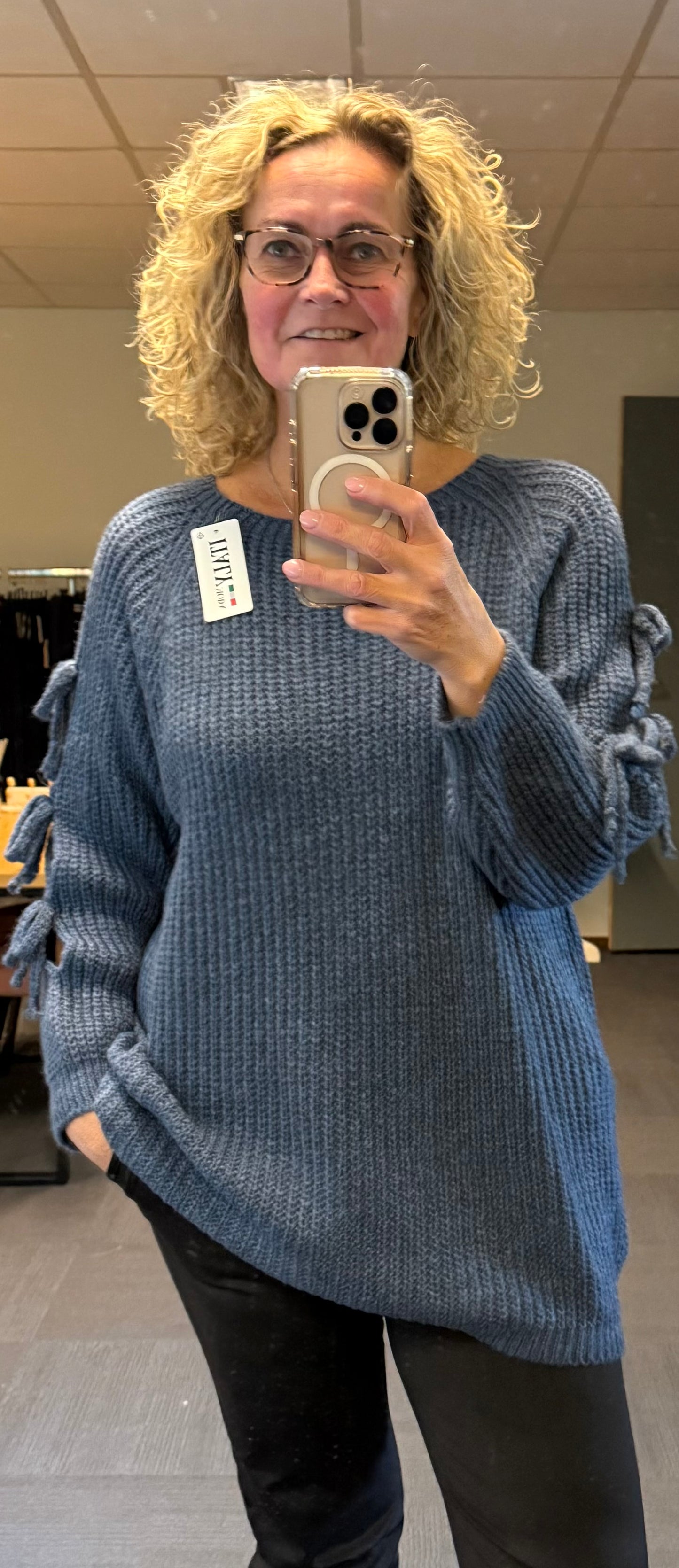 Gebreide trui met strikjes 44/46/48/50