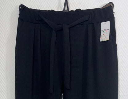 Zwarte basis broek 46/48/50