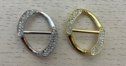 Kleding ophaler ovaal met strass steentjes goud of zilver
