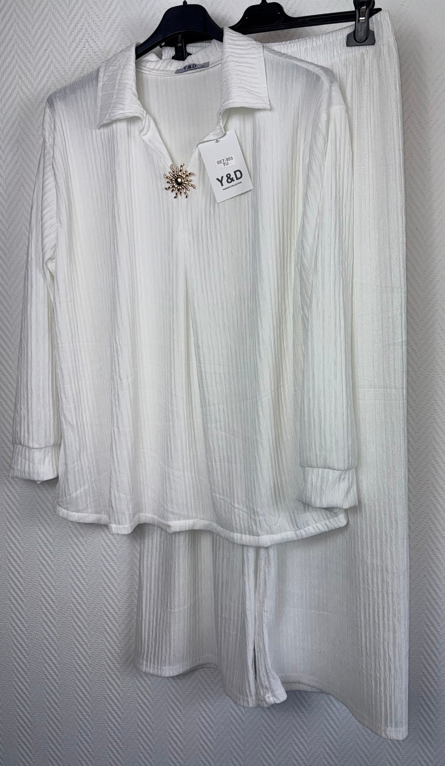 Plissé pak met broche maat 40/42/44/46/48