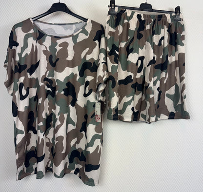 Camouflage setje 46/48/50