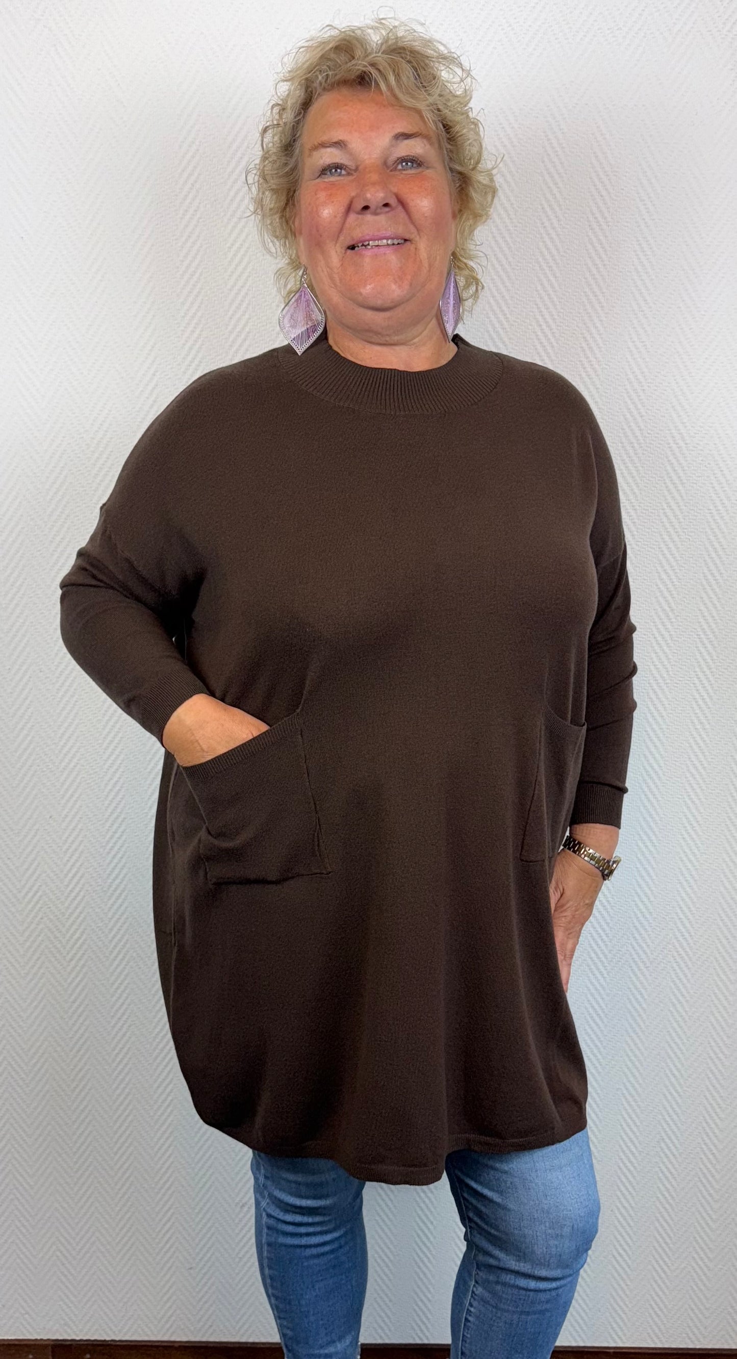 Lange trui met zakjes 50/52/54