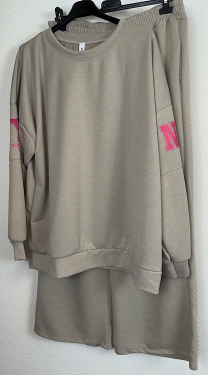 Pak New York 46/48/50