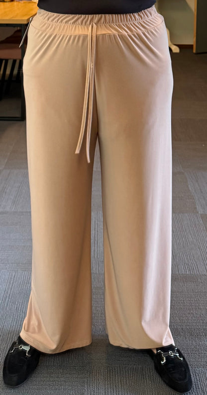 Travelbroek Dani 42/44/46/48/50/52