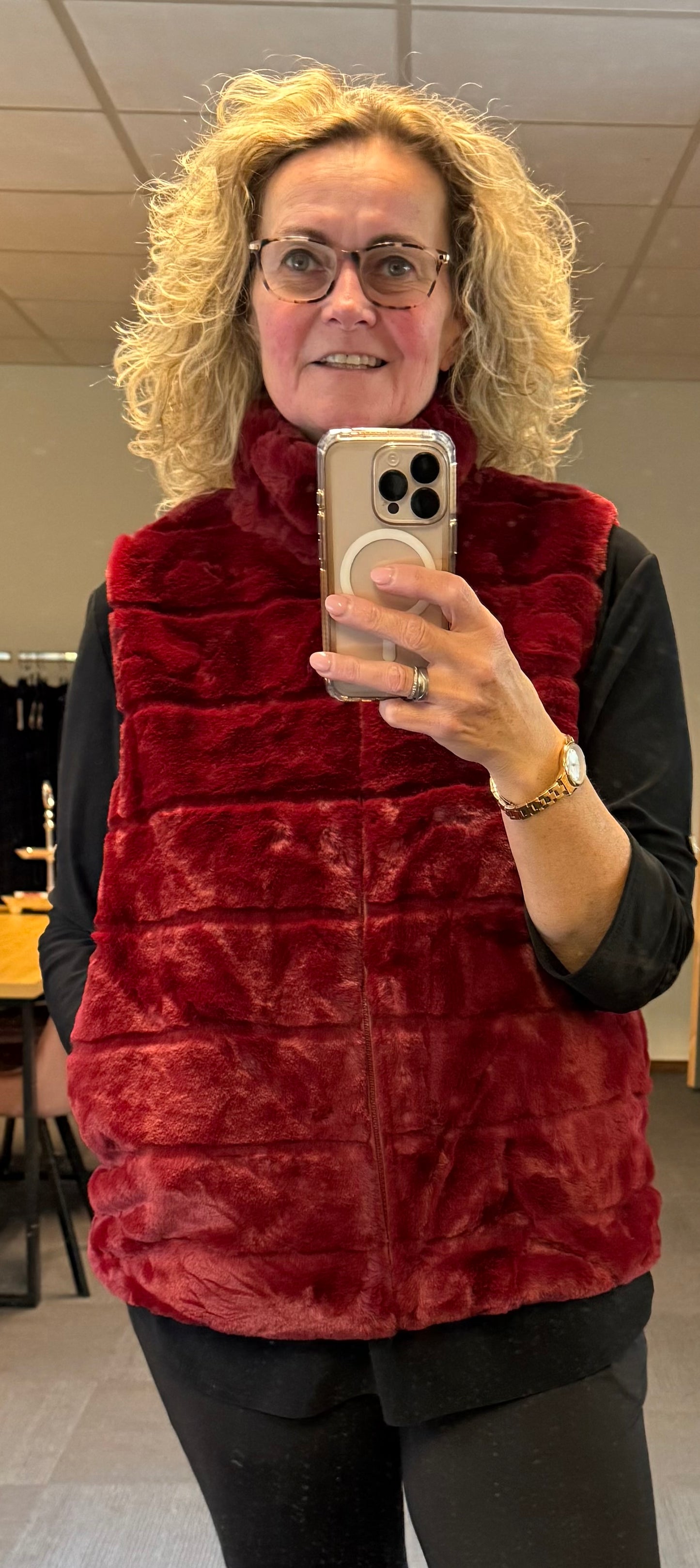 Bodywarmer van nep bont 42/44/46