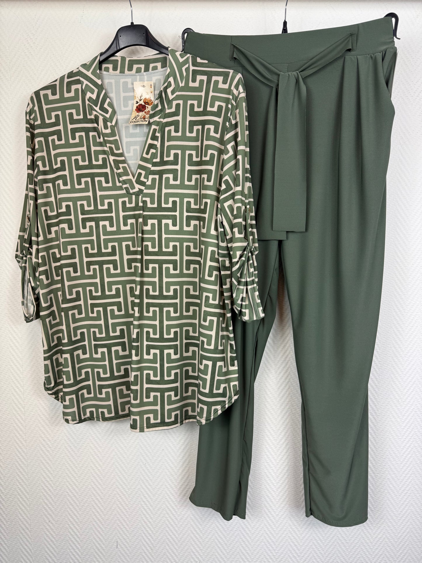 Travel set Mary 44/46/48/50