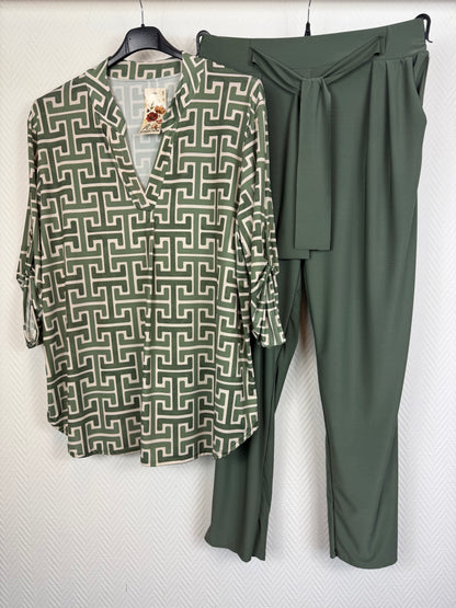 Travel set Mary 44/46/48/50