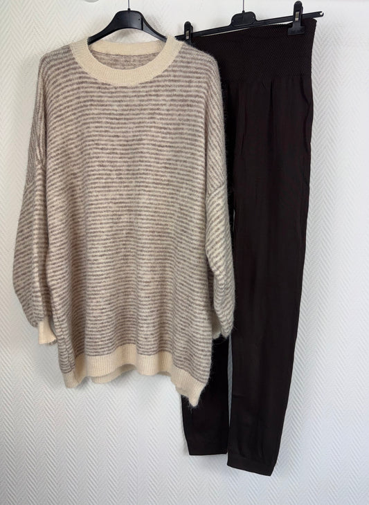 Trui Tilly (2) met GRATIS legging 46/48/50