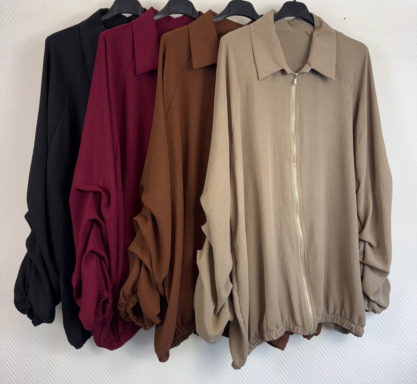 Bomber jasjes met gesmokte mouwen 48/50/52