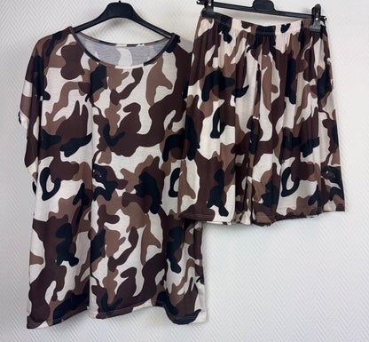 Camouflage setje 46/48/50