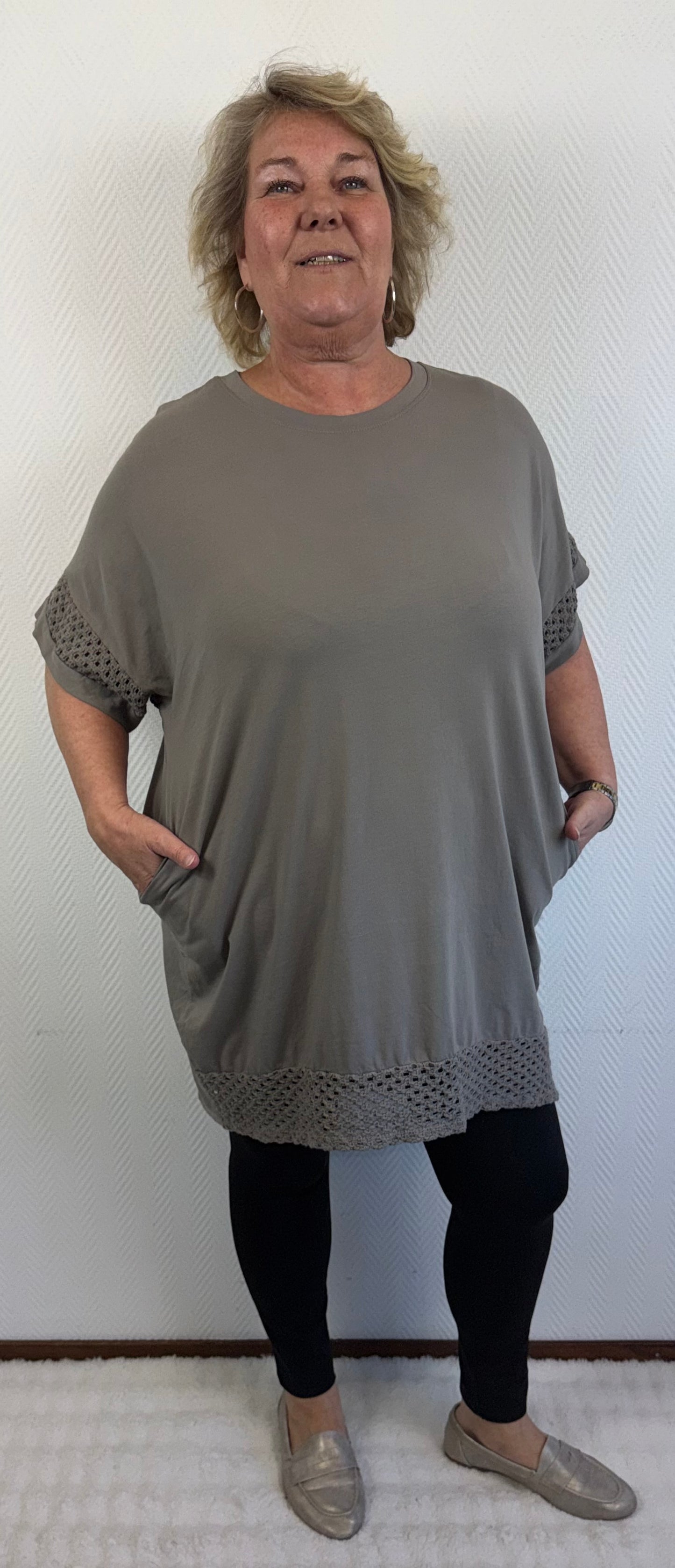 Lang katoenen tuniek/jurkje met gehaakte details 46/48/50