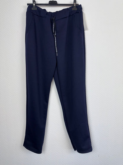 Jogging broek deluxe 46/48/50/52
