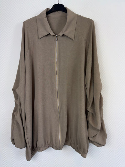 Bomber jasjes met gesmokte mouwen 48/50/52