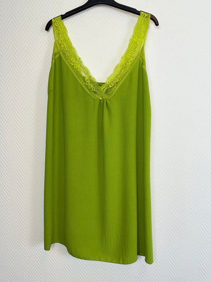 Hemdje met kant 50/52/54