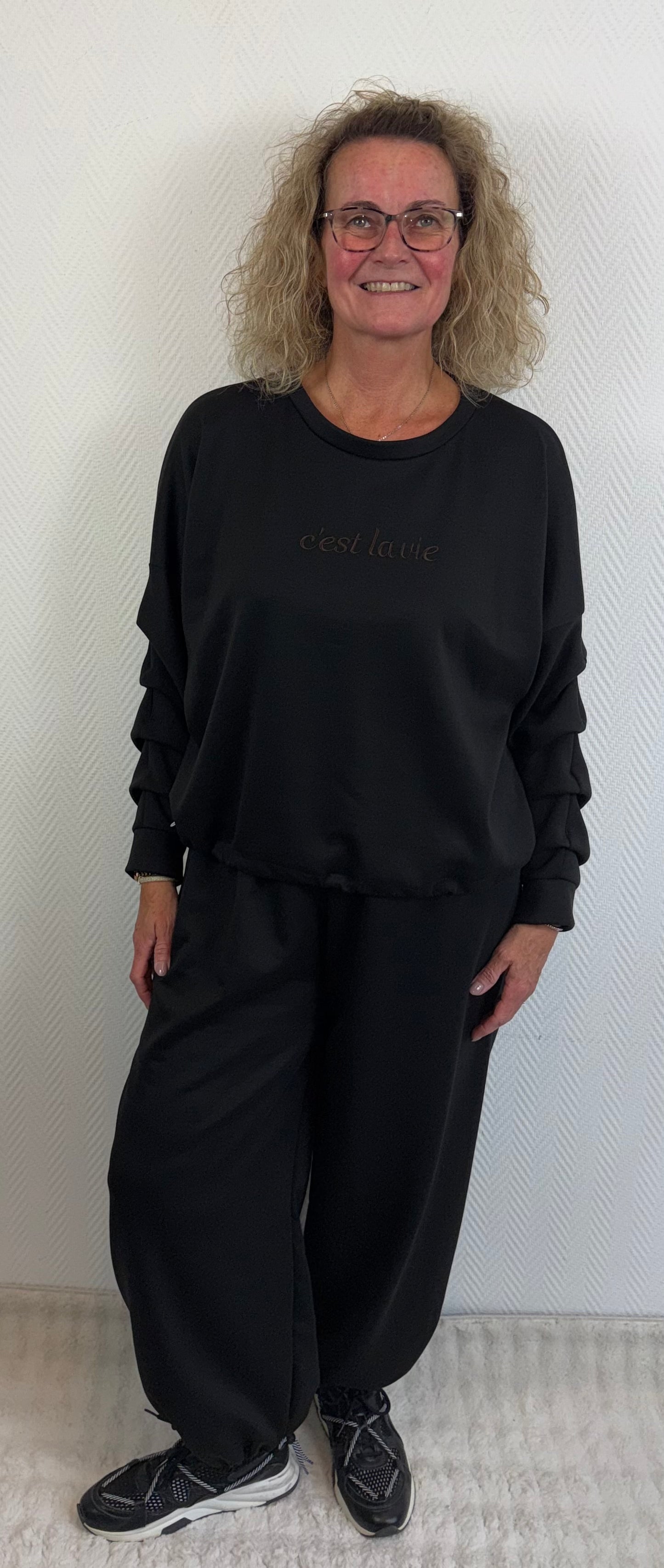 Comfy pak C’est la Vie zwart 42/44/46