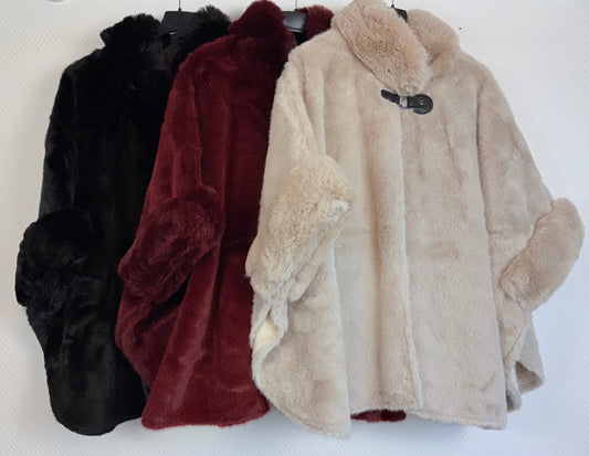 Luxe bont poncho’s 46/48/50/52/54