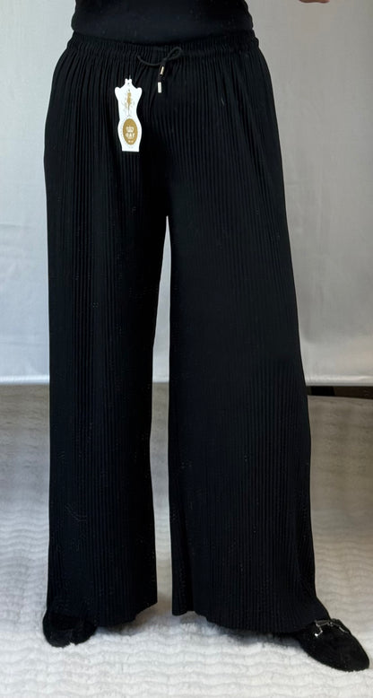 Plissé broek zwart 40/42/44/46/48/50