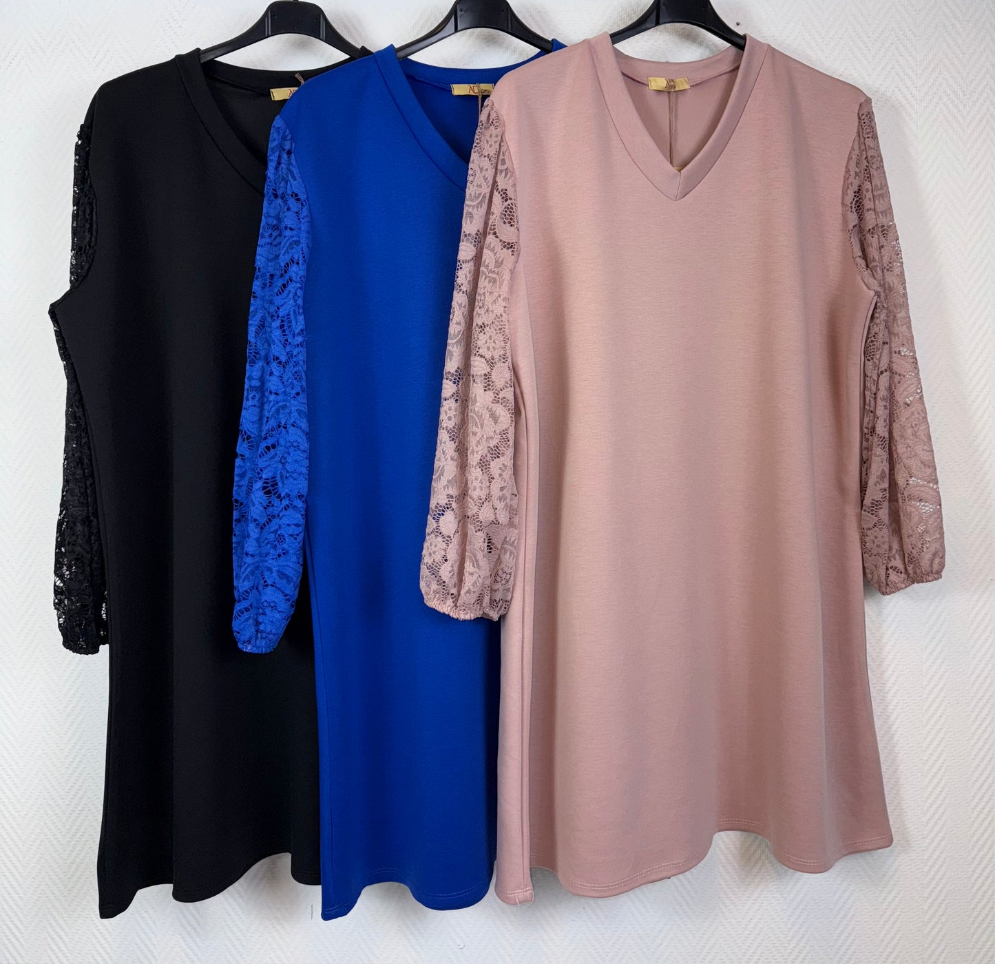 Tuniek/Jurkje met stretch kanten mouwen 46/48/50