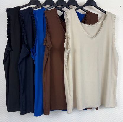 Stretch topjes met roezel randje 46/48/50