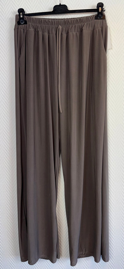Travel broek Louise 46/48/50/52