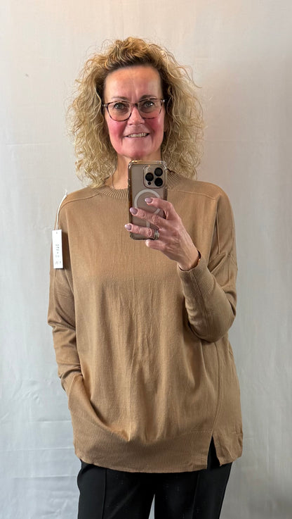 Fijn gebreid truitje Trudy 42/44/46/48