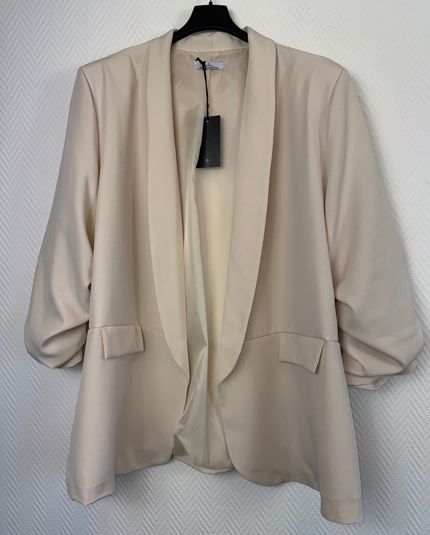 Colbert met gesmokte mouwen 46/48/50