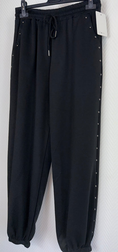 Trendy huispak met studs maat 42/44/46