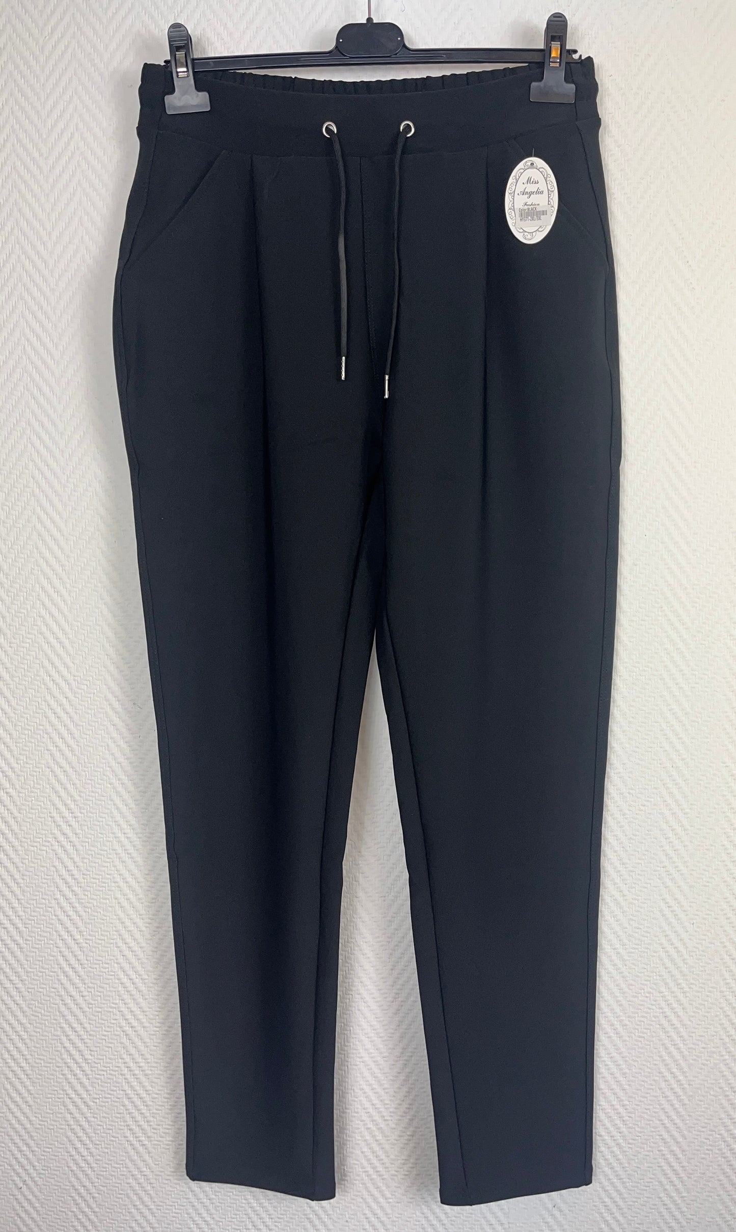 Comfy broek zwart 44/46-46/48-48/50-50/52