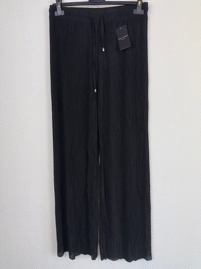 Zwarte plissé broek 42/44/46/48