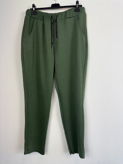 Jogging broek deluxe 46/48/50/52