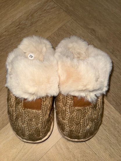 Pantoffel maat 36-37-38-39-40-41
