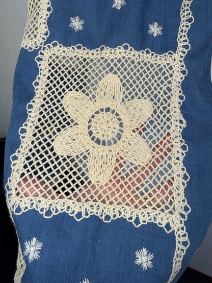 Tuniek met spijkerstof en gehaakte stukken 48/50/52/54