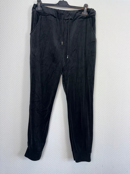 Velours huispak 44/46/48