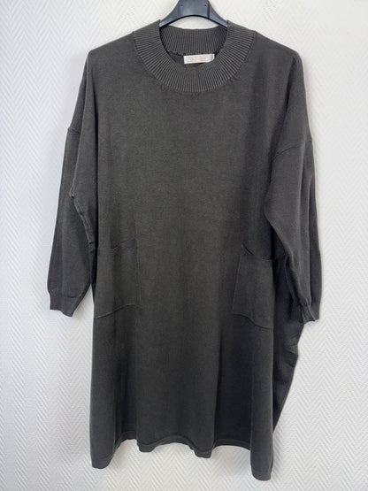 Lange trui met zakjes 50/52/54